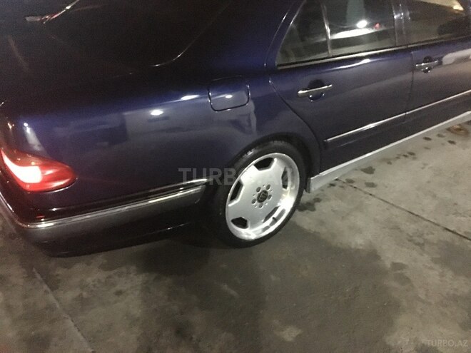 Mercedes E 230 1997, 421,000 km - 2.3 l - Bakı