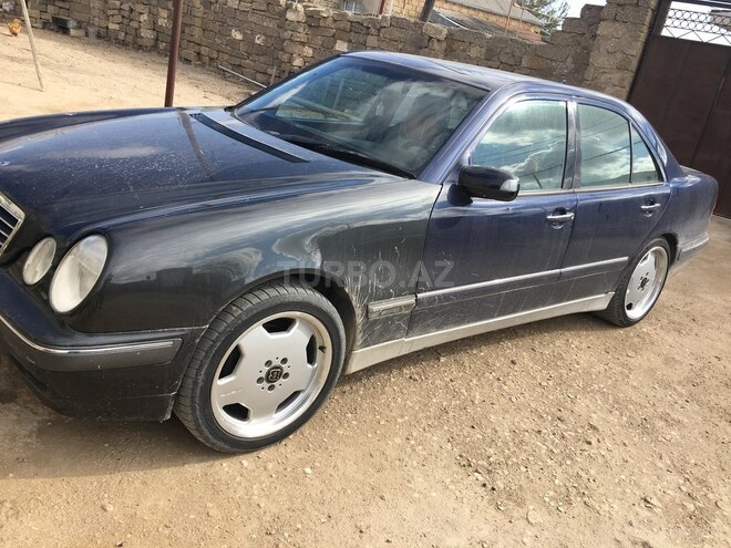 Mercedes E 230 1997, 421,000 km - 2.3 l - Bakı