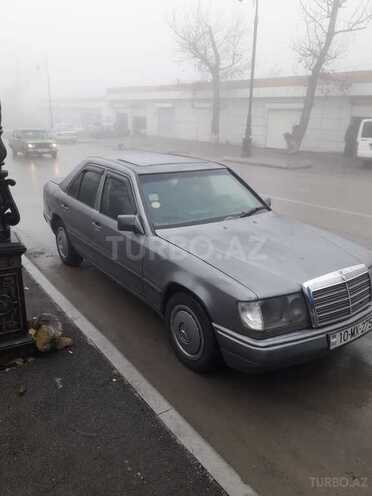 Mercedes E 230 1988, 497,850 km - 2.3 l - Şamaxı