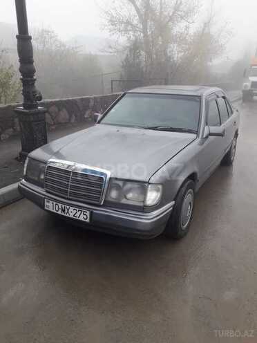 Mercedes E 230 1988, 497,850 km - 2.3 l - Şamaxı