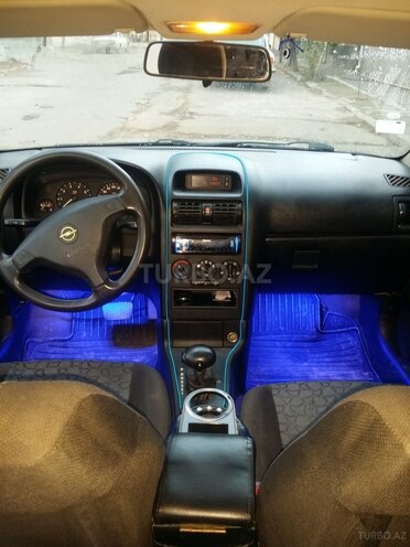 Opel Astra 1999, 300,000 km - 1.6 l - Gəncə