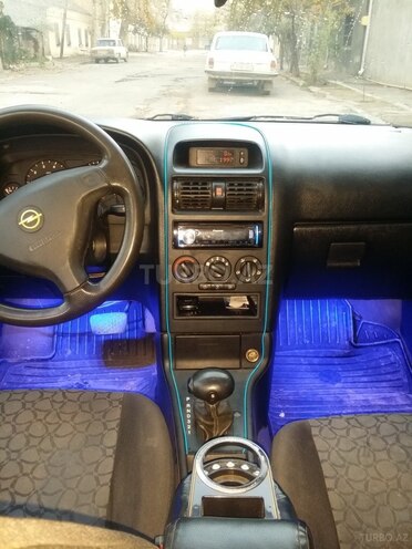 Opel Astra 1999, 300,000 km - 1.6 l - Gəncə