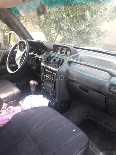 Mitsubishi Pajero 1993, 397,000 km - 2.8 l - Bakı