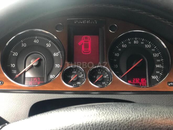 Volkswagen Passat 2006, 232,000 km - 2.0 l - Bakı