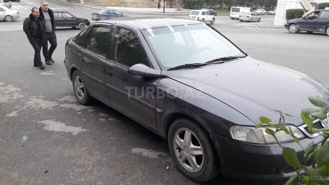 Opel Vectra 1997, 11,111 km - 1.8 л - Bakı