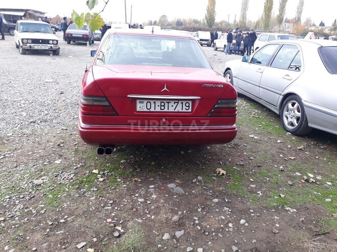 Mercedes E 280 1992, 290,305 km - 2.8 l - Yevlax