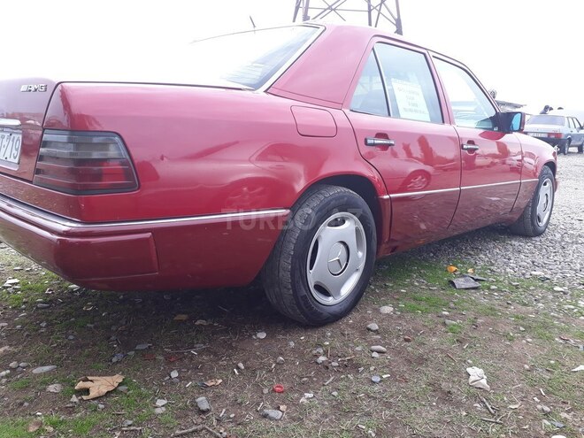 Mercedes E 280 1992, 290,305 km - 2.8 l - Yevlax