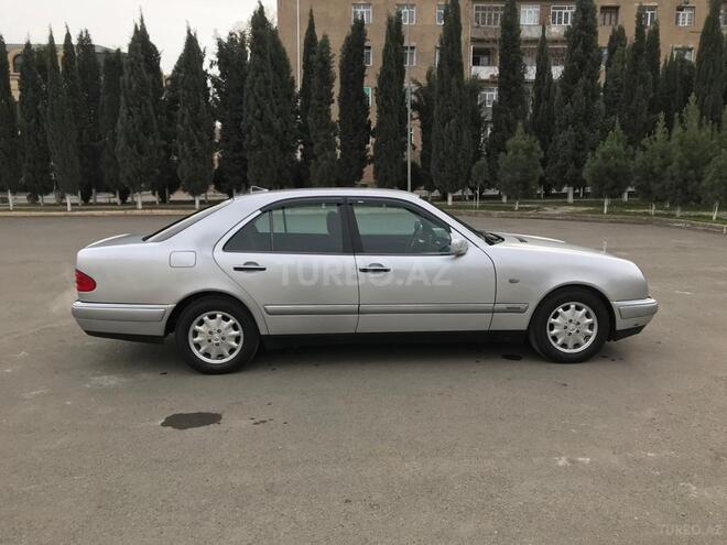 Mercedes E 240 1999, 303,900 km - 2.4 l - Gəncə