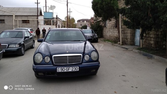 Mercedes E 230 1996, 404,000 km - 2.3 л - Bakı