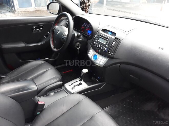 Hyundai Elantra 2009, 174,000 km - 2.0 l - Bakı