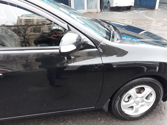 Hyundai Elantra 2009, 174,000 km - 2.0 l - Bakı