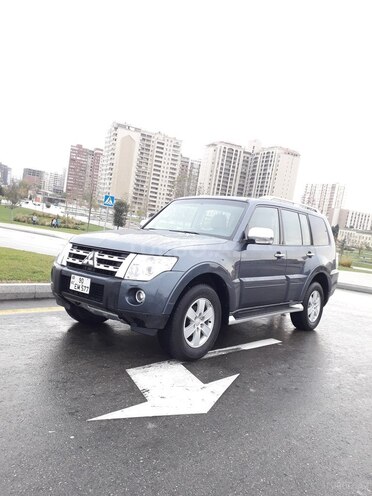 Mitsubishi Pajero 2008, 117,017 km - 3.0 л - Bakı