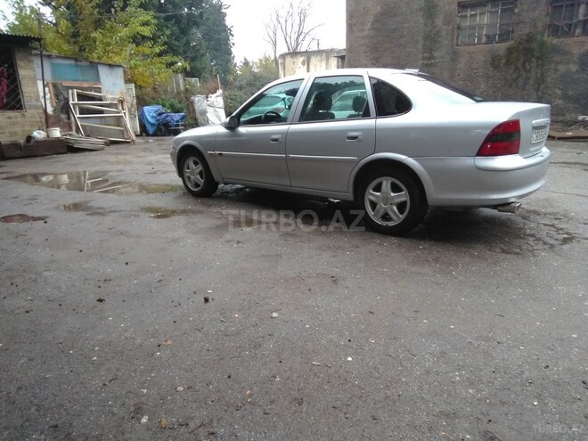Opel Vectra 1996, 239,014 km - 1.8 l - Sumqayıt