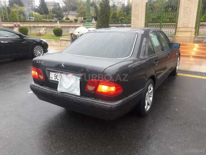 Mercedes E 230 1996, 41,689 km - 2.3 l - Bakı