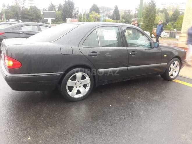 Mercedes E 230 1996, 41,689 km - 2.3 l - Bakı