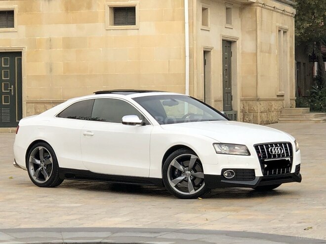 Audi S5 2010, 90,000 km - 4.2 l - Bakı