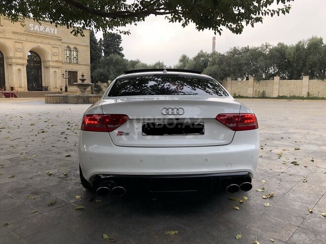 Audi S5 2010, 90,000 km - 4.2 l - Bakı