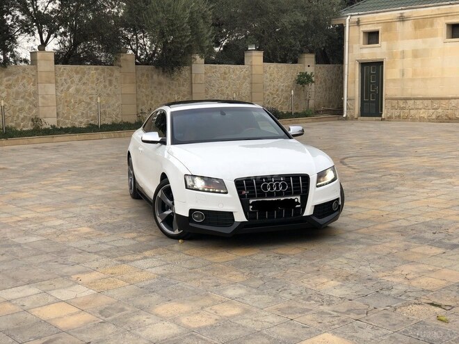 Audi S5 2010, 90,000 km - 4.2 l - Bakı