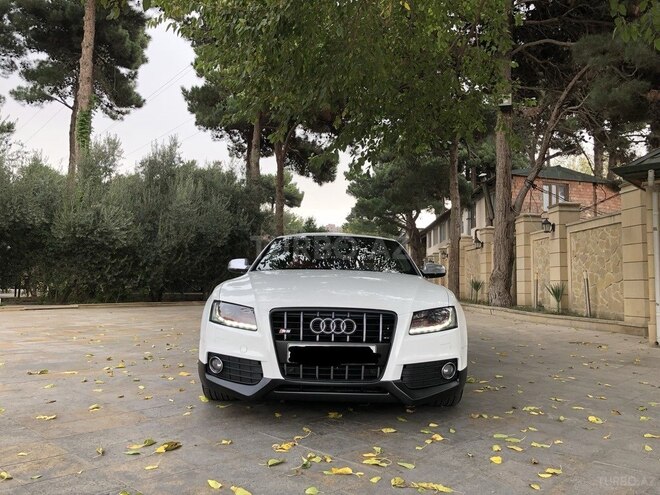 Audi S5 2010, 90,000 km - 4.2 l - Bakı