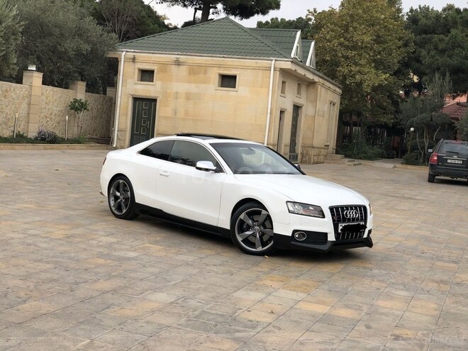 Audi S5 2010, 90,000 km - 4.2 l - Bakı