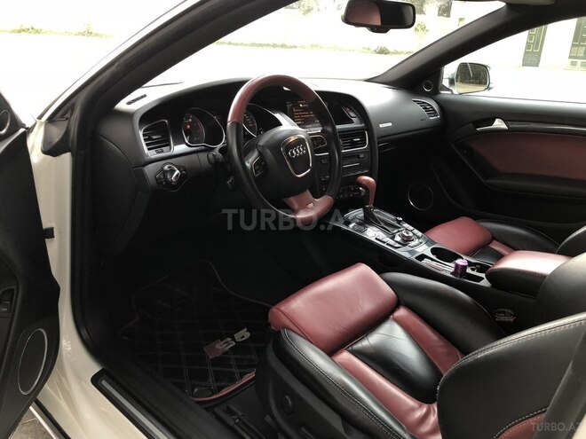 Audi S5 2010, 90,000 km - 4.2 l - Bakı