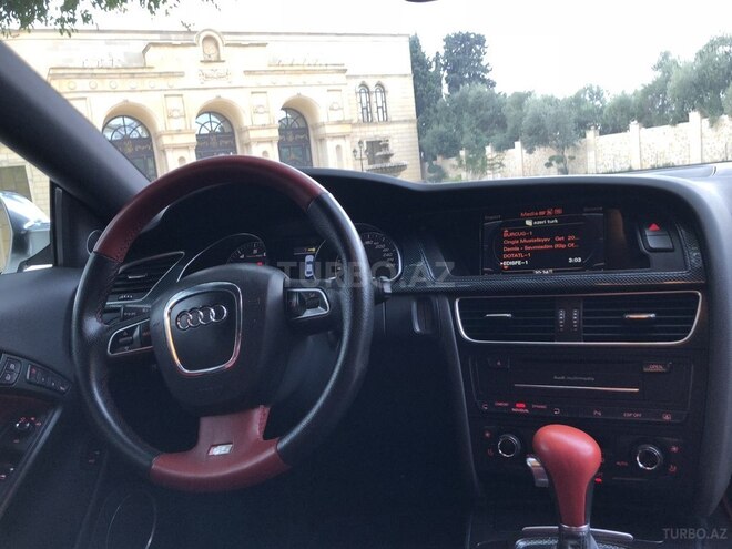Audi S5 2010, 90,000 km - 4.2 l - Bakı