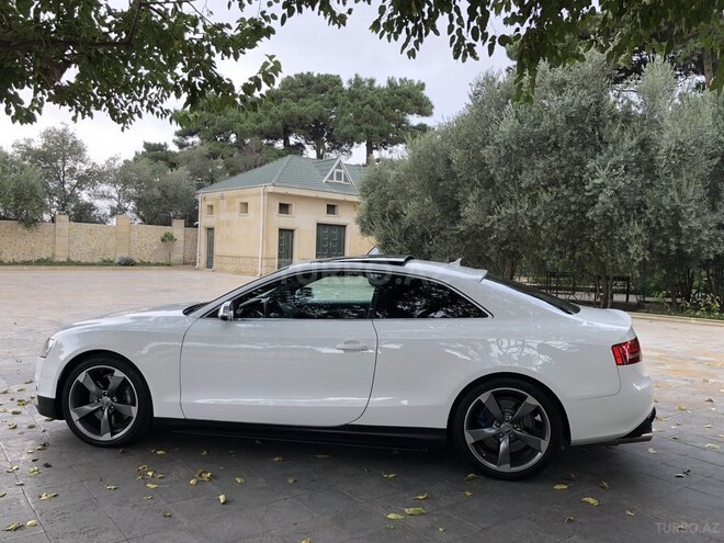 Audi S5 2010, 90,000 km - 4.2 l - Bakı