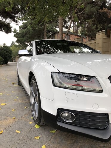 Audi S5 2010, 90,000 km - 4.2 l - Bakı