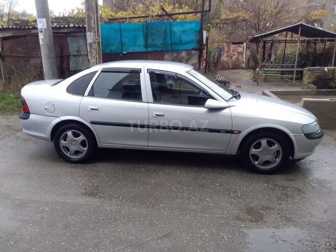 Opel Vectra 1996, 150,000 km - 0.2 l - Sumqayıt