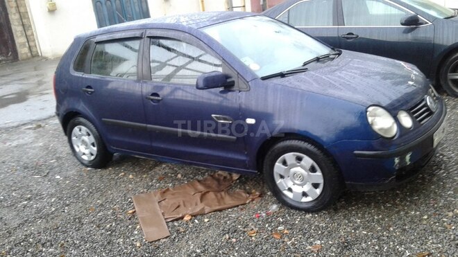 Volkswagen Polo 2004, 300,000 km - 1.4 l - Bakı