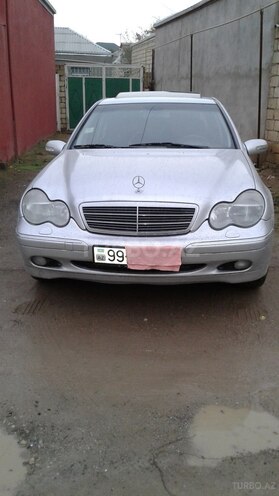 Mercedes C 240 2001, 290,000 km - 2.6 l - Bakı