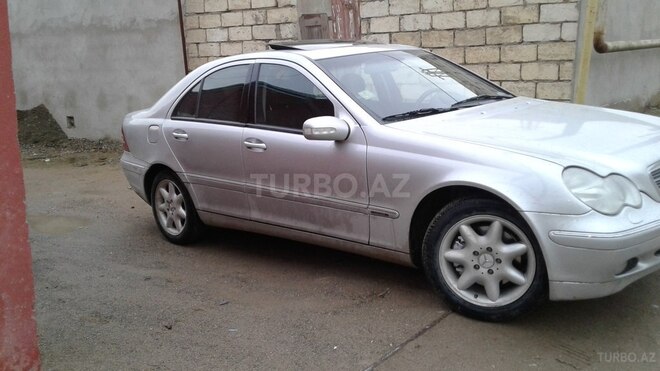 Mercedes C 240 2001, 290,000 km - 2.6 l - Bakı