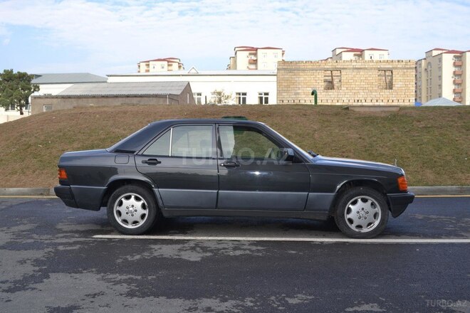 Mercedes 190 1992, 80,000 km - 2.0 l - Bakı