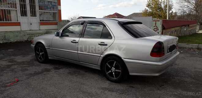 Mercedes C 200 1999, 380,000 km - 2.0 л - İsmayıllı