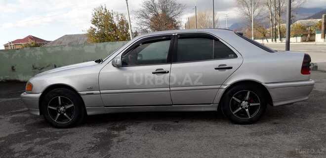 Mercedes C 200 1999, 380,000 km - 2.0 л - İsmayıllı
