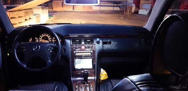 Mercedes E 320 2000, 3,500,002 km - 3.2 л - Bakı
