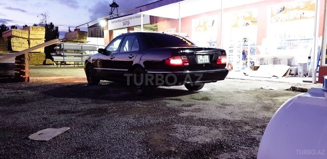 Mercedes E 320 2000, 3,500,002 km - 3.2 л - Bakı