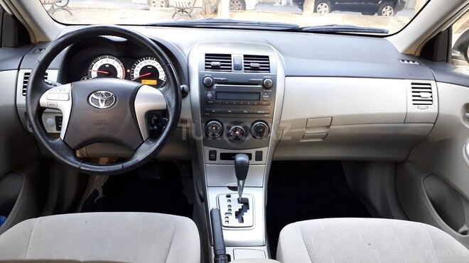Toyota Corolla 2013, 104,000 km - 1.6 l - Bakı