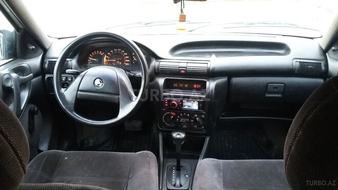Opel Astra 1992, 325,000 km - 1.8 l - Bakı