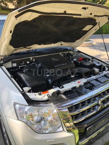 Mitsubishi Pajero 2014, 133,000 km - 3.8 л - Bakı