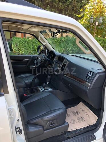 Mitsubishi Pajero 2014, 133,000 km - 3.8 л - Bakı