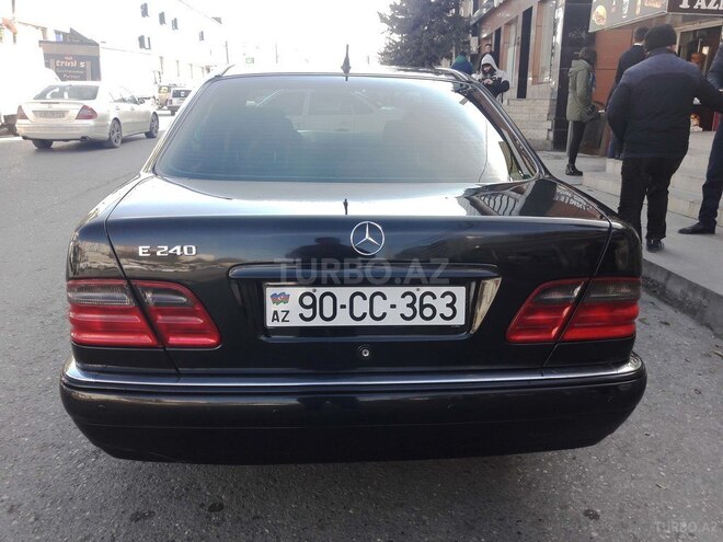 Mercedes E 240 1998, 218,379 km - 2.4 l - Bakı