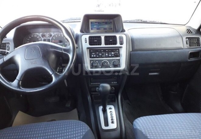 Mitsubishi Pajero io 2000, 335,000 km - 2.0 l - Bakı