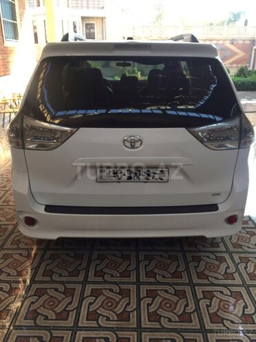 Toyota Sienna 2011, 40,000 km - 3.5 l - Gəncə