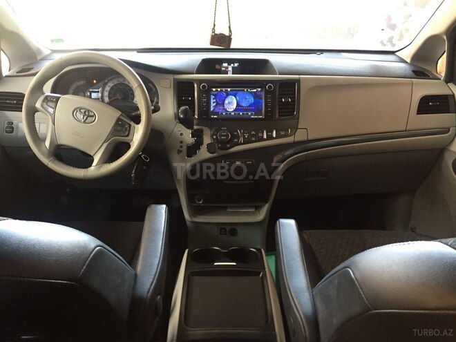 Toyota Sienna 2011, 40,000 km - 3.5 l - Gəncə
