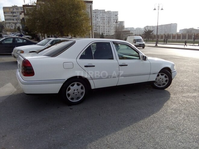 Mercedes C 180 1995, 312,131 km - 1.8 l - Bakı