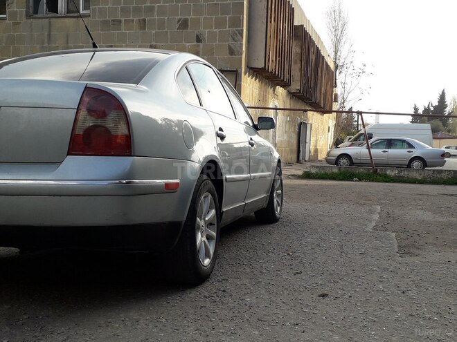 Volkswagen Passat 2003, 250,000 km - 1.8 l - Bakı