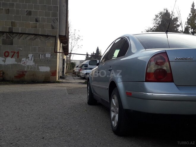 Volkswagen Passat 2003, 284,000 km - 1.8 l - Bakı