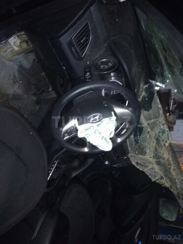Hyundai ix35 2013, 6,800 km - 2.0 л - Bakı