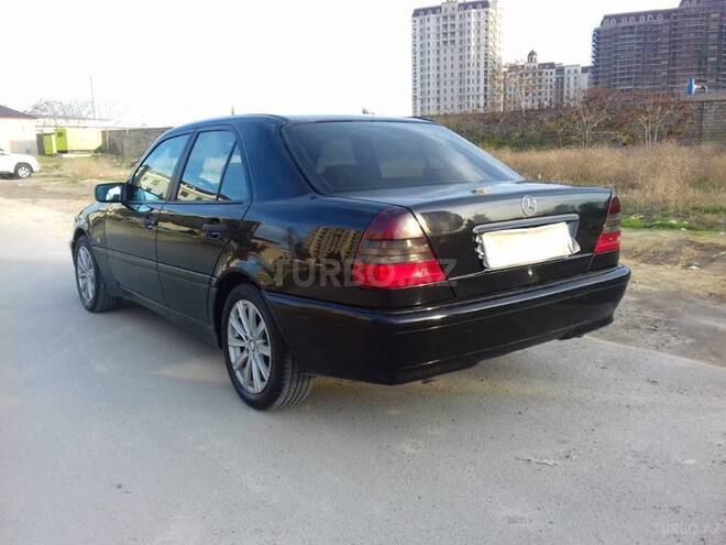 Mercedes C 180 2000, 345,000 km - 1.8 l - Bakı